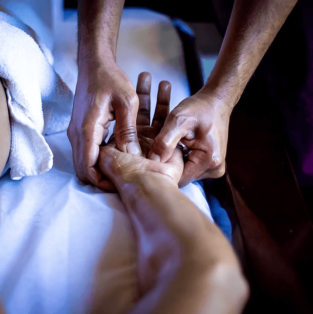 Massage Dos, Bras et Mains